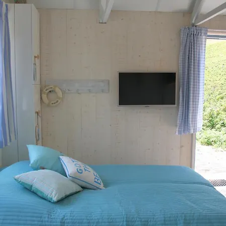 Op T Land 13a Holiday home *