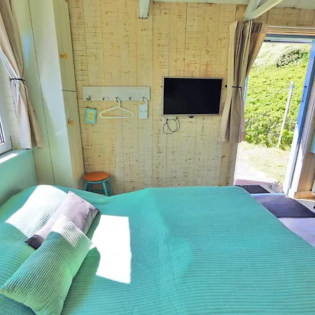 Holiday home Op T Land 13a